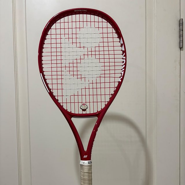 Yonex Vcore Red Ruby JR26