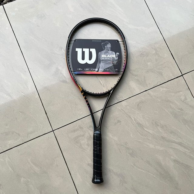 Wilson Blade Fighter Edition Sabalenka